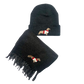 Set aus Winterschal und Mütze mit Dackelstickerei